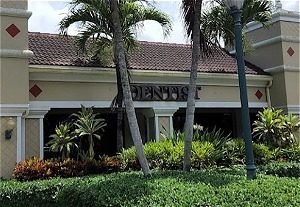 Exterior photo of dentist office